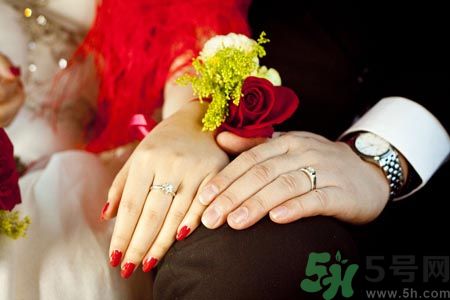 多少歲可以結(jié)婚呀?男生和女生各是多少歲結(jié)婚