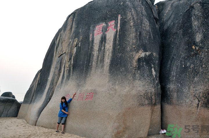 天涯海角附近有什么實(shí)惠吃海鮮的餐廳？天涯海角吃海鮮可以去那里？