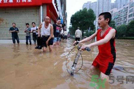 湖南為什么出現(xiàn)暴雨？湖南暴雨受災嚴重情況？