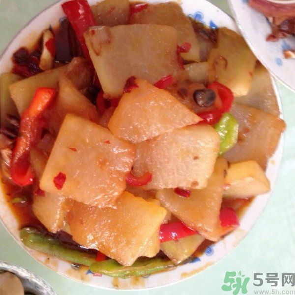 豆瓣醬的做法？豆瓣醬和黃豆醬的區(qū)別？