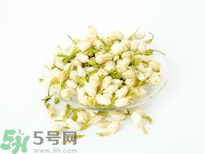 高血壓可以喝茉莉花茶嗎？喝茉莉花茶可以降血壓嗎？