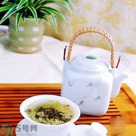 痛風(fēng)可以喝茉莉花茶嗎？痛風(fēng)喝茉莉花茶好嗎？