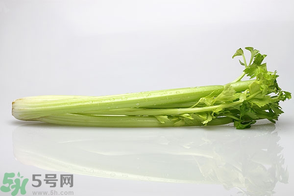 芹菜對(duì)精子有害嗎？芹菜對(duì)精子質(zhì)量有什么影響？