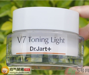 dr.Jart v7素顏霜真假怎么辨別?蒂佳婷v7素顏霜真假辨別圖