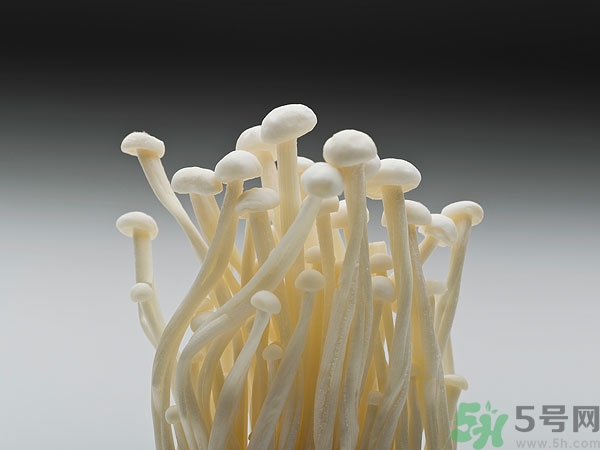 吃金針菇有什么好處?金針菇的功效與作用