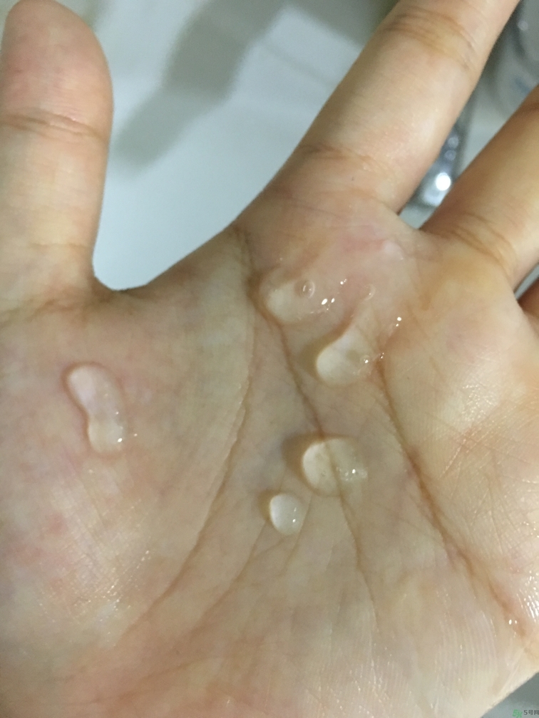 春雨和水光面膜哪個好？春雨面膜和水光面膜哪個好？