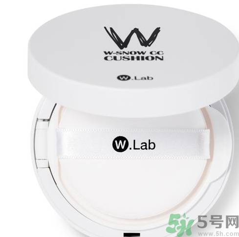 w.lab雪花氣墊黑色款怎么樣？w.lab雪花氣墊黑色和白色區(qū)別？