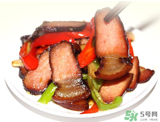 腌肉長(zhǎng)蛆還能吃嗎？腌肉長(zhǎng)蛆的原因