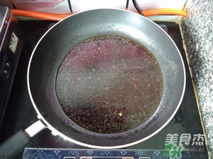 肉丸子可以用面粉嗎？肉丸子用什么粉？