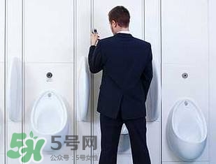 男性尿痛出血怎么回事？男性尿痛是怎么引起的