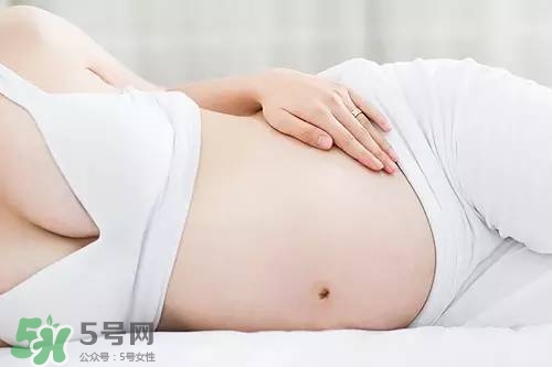 孕婦睡覺姿勢會(huì)影響胎兒嗎 孕婦怎么睡覺姿勢最好