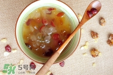 哺乳期能吃桃膠嗎？產(chǎn)后可以吃桃膠嗎？