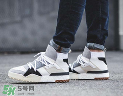 adidas originals aw聯(lián)名最新款多少錢(qián)？阿迪達(dá)斯三葉草aw聯(lián)名發(fā)售價(jià)格