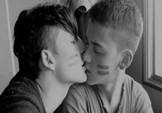 怎樣快速識(shí)別gay？為什么直男也喜歡看gay片