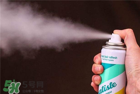 碧緹絲免水洗發(fā)噴霧怎么用?batiste干發(fā)噴霧使用方法