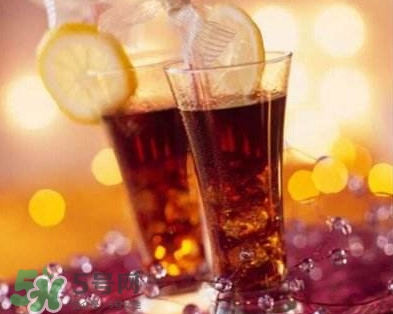 碳酸飲料喝多了會怎么樣？碳酸飲料的危害有哪些