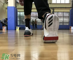 adidas dame3上腳怎么樣？阿迪達(dá)斯利拉德三代測(cè)評(píng)