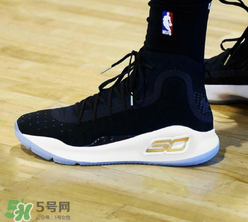 under armour curry4黑金怎么樣？庫(kù)里總決賽戰(zhàn)靴客場(chǎng)配色諜照曝光