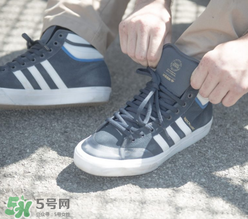 adidas matchcourt high rx2新款滑板鞋什么時(shí)候發(fā)售？