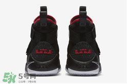 nike lebron soldier 11 bred多少錢？耐克士兵11黑紅配色專柜價格