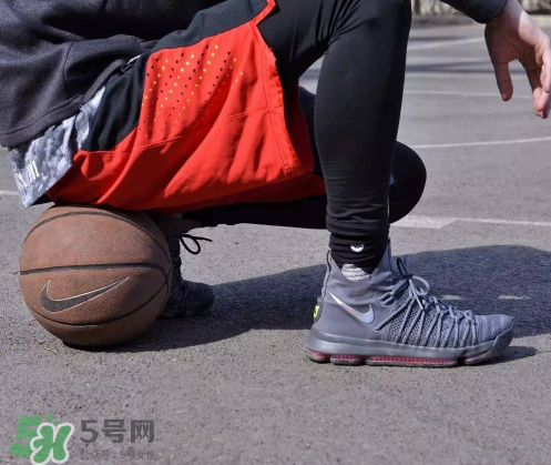 nike kd9 elite上腳怎么樣？耐克kd9 elite實(shí)戰(zhàn)測(cè)評(píng)