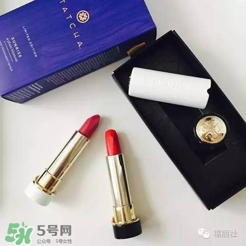 tatcha梅子粉好看嗎？tatcha白管口紅梅子粉試色