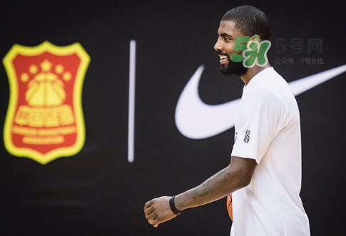 歐文同款黑白鴛鴦夜光kyrie 3怎么定制_在哪里買？