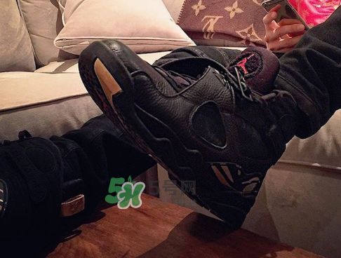 air jordan 8 retro ovo多少錢？ovo與aj8合作款什么時候發(fā)售？