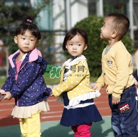 上幼兒園前應(yīng)該學(xué)會(huì)什么？上幼兒園前要學(xué)會(huì)什么？