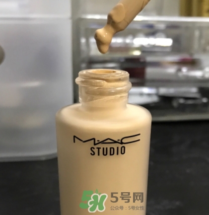 mac水漾輕盈粉底液色號(hào) mac魅可水漾輕盈粉底液試色