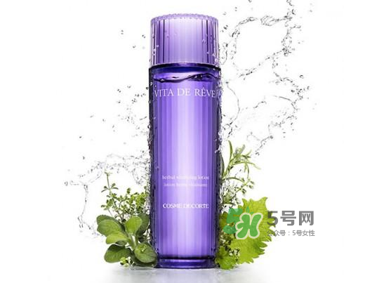 dermafirm德妃紫蘇水變色怎么回事？德妃紫蘇水什么顏色？