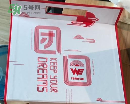 WE戰(zhàn)隊(duì)定制月餅多少錢？WE戰(zhàn)隊(duì)定制月餅?zāi)睦镔I？