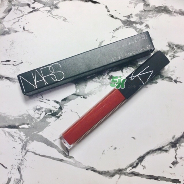 nars aragon唇釉是什么顏色_nars aragon唇釉試色