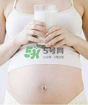 孕婦奶粉和普通奶粉的區(qū)別  懷孕必須喝孕婦奶粉嗎？