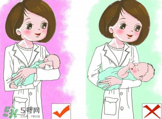 抱新生兒可以晃動(dòng)嗎？抱新生兒的正確方法圖