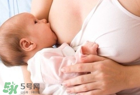 要上班了寶寶吃母乳怎么辦？要上班了寶寶不吃奶瓶怎么辦？