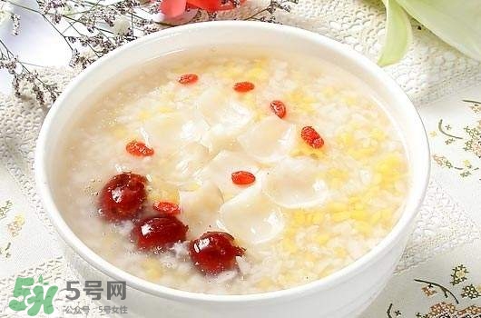 寶寶多大能吃調(diào)料？給寶寶輔食加調(diào)料的原則