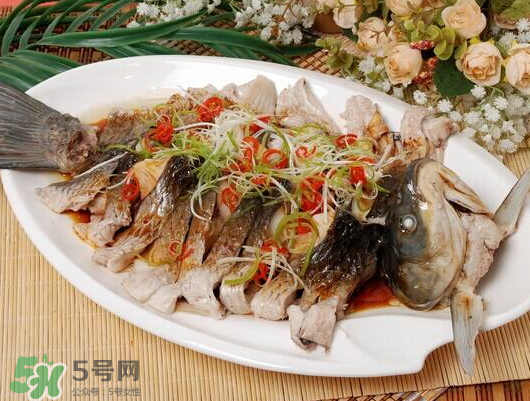 鰱魚可以清蒸嗎？清蒸鰱魚怎么做好吃？