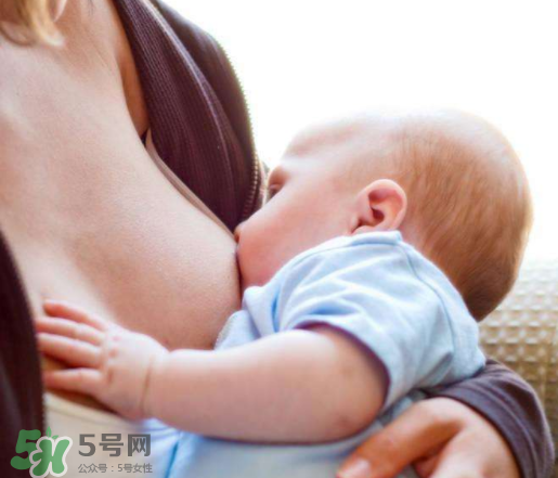 保姆偷喝女主人母乳  成人喝母乳有什么好處？