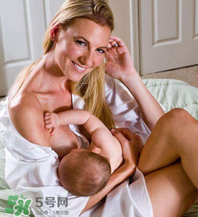 寶寶突然不吃母乳了怎么回事？寶寶不吃母乳是為什么？