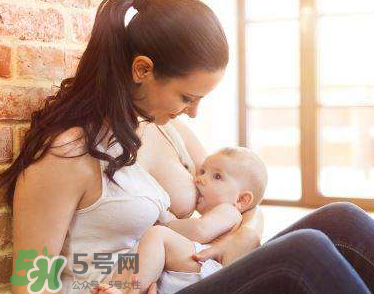 寶寶突然不吃母乳了怎么回事？寶寶不吃母乳是為什么？