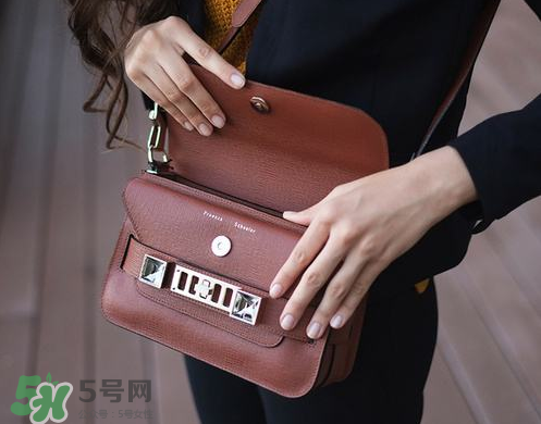 proenza schouler是什么牌子？proenza schouler是奢侈品嗎？