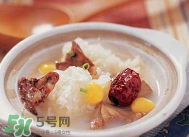 什么食物潤(rùn)肺止咳？潤(rùn)肺止咳湯的做法大全 