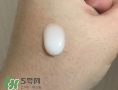 olay臻粹系列小臉精華多少錢？olay小臉精華適合年齡