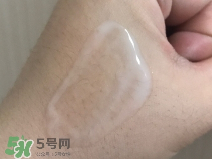 olay臻粹系列小臉精華多少錢？olay小臉精華適合年齡