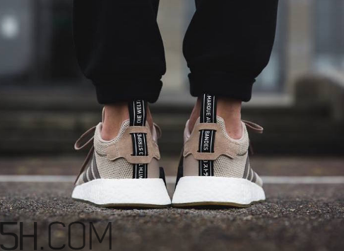 adidas nmd r2 trace khaki上腳效果怎么樣？