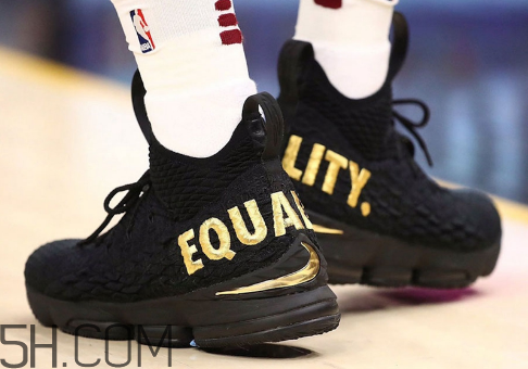 nike lebron 15 equality黑金配色會發(fā)售嗎？