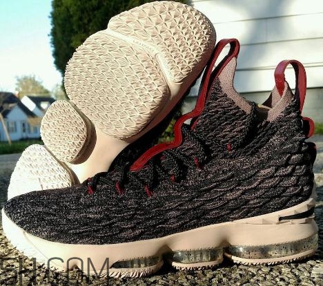 nike lebron 15 pride of ohio俄亥俄的驕傲什么時候發(fā)售？