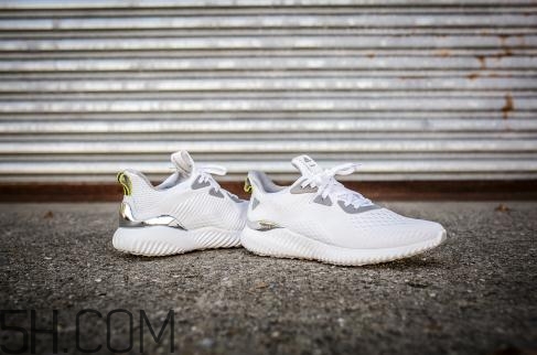 kolor與adidas alphabounce聯(lián)名系列多少錢(qián)_在哪買(mǎi)？