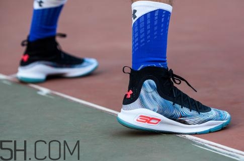 under armour curry 4實(shí)戰(zhàn)測(cè)評(píng)怎么樣？